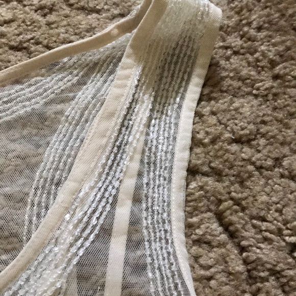 Top - Picture 5 of 7